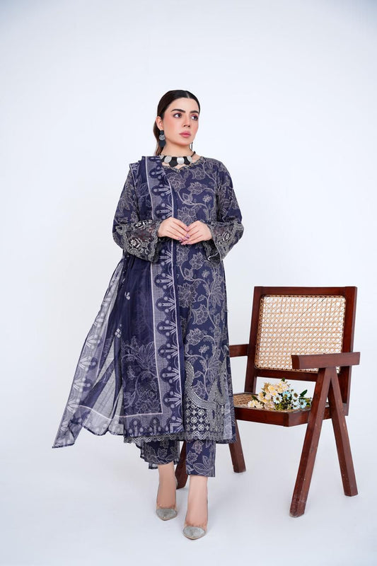 Embroidered Lawn 3PC Suit