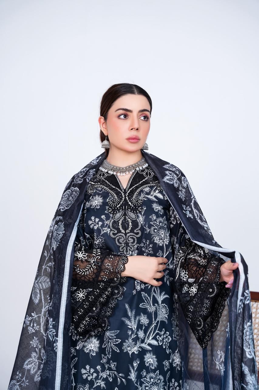 Black Embroidered Lawn 3PC Suit