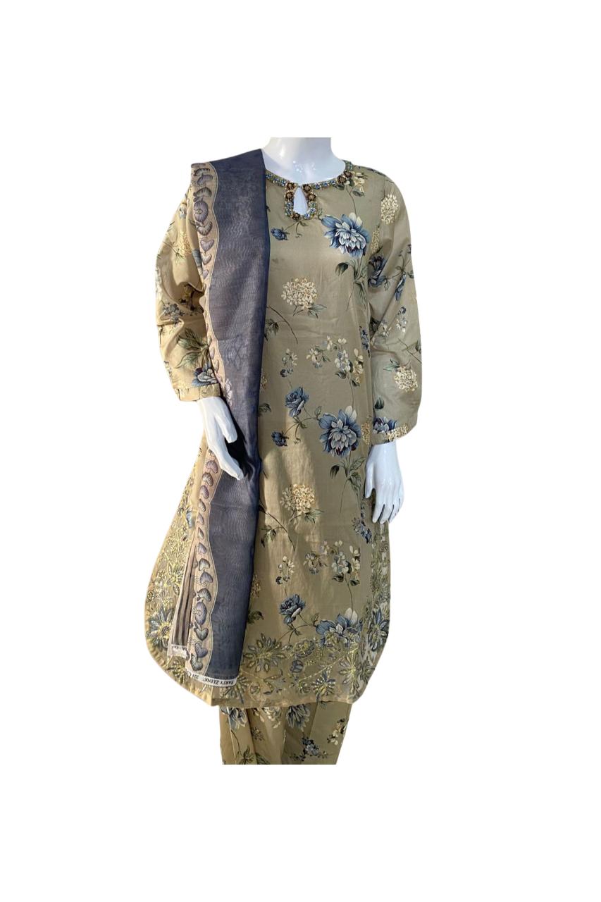 Embroidered Lawn 3PC Suit