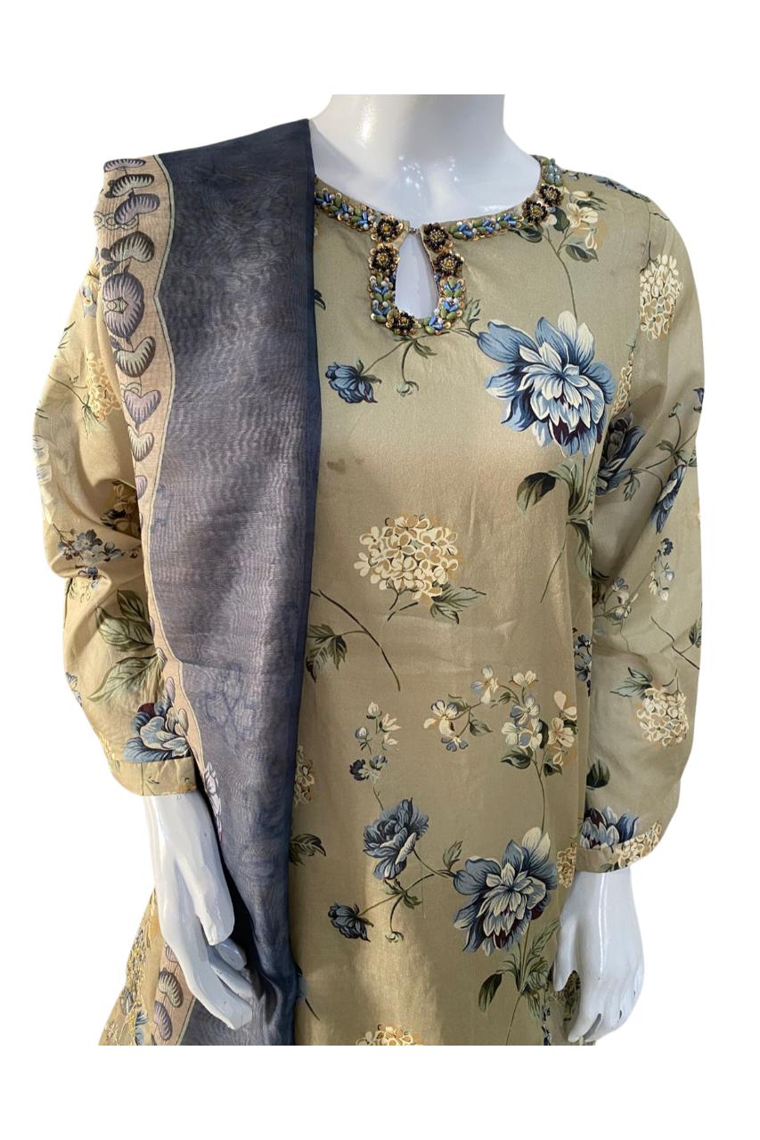 Embroidered Lawn 3PC Suit